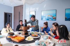 甘肃临夏：一锅融百味 巷陌见同心